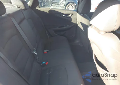 2018 Chevrolet Malibu 1Ls из США, поврежденный, VIN 1G1ZB5ST1JF221720